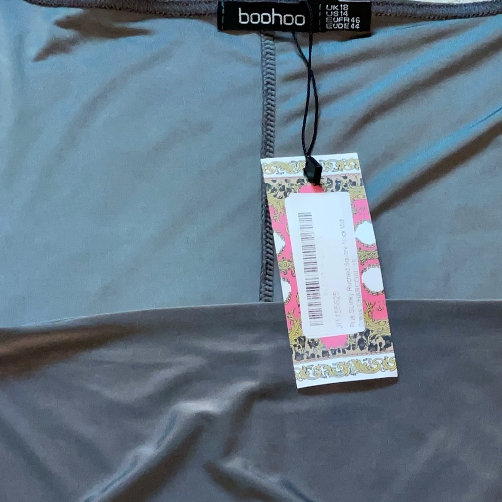 Boohoo Slinky Ruched Square Neck MIDI Dress - Picture 6 of 6